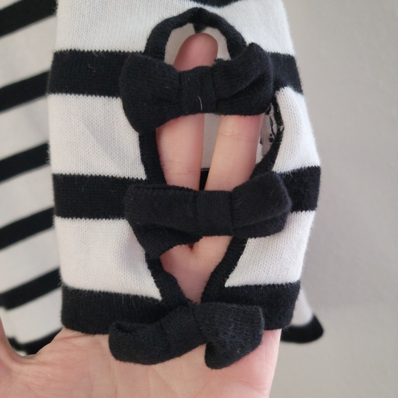 CeCe Sweater Size XS, Fits Small - Picture 4 of 6